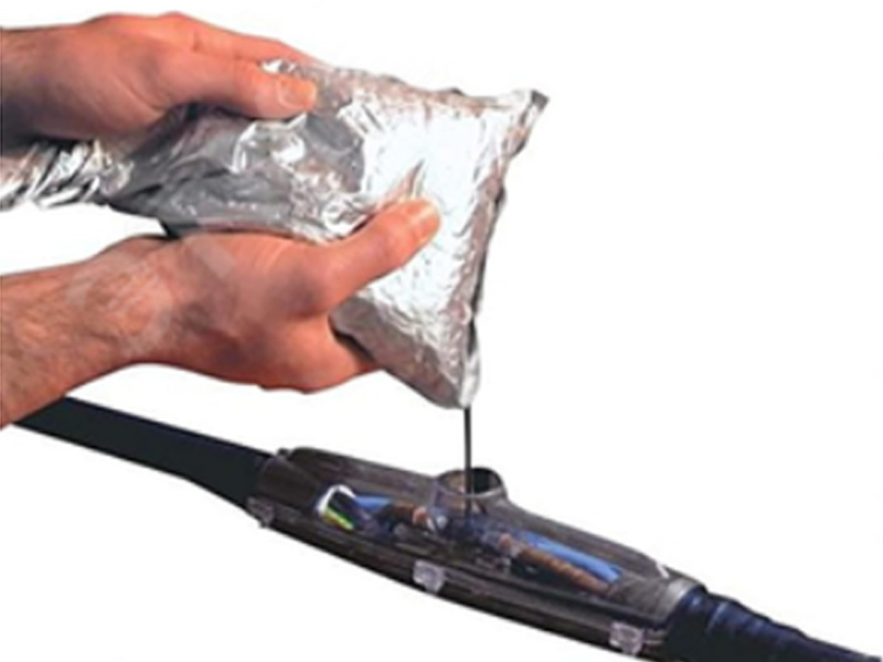 Заливная соединительная кабельная муфта для кабеля 4х4