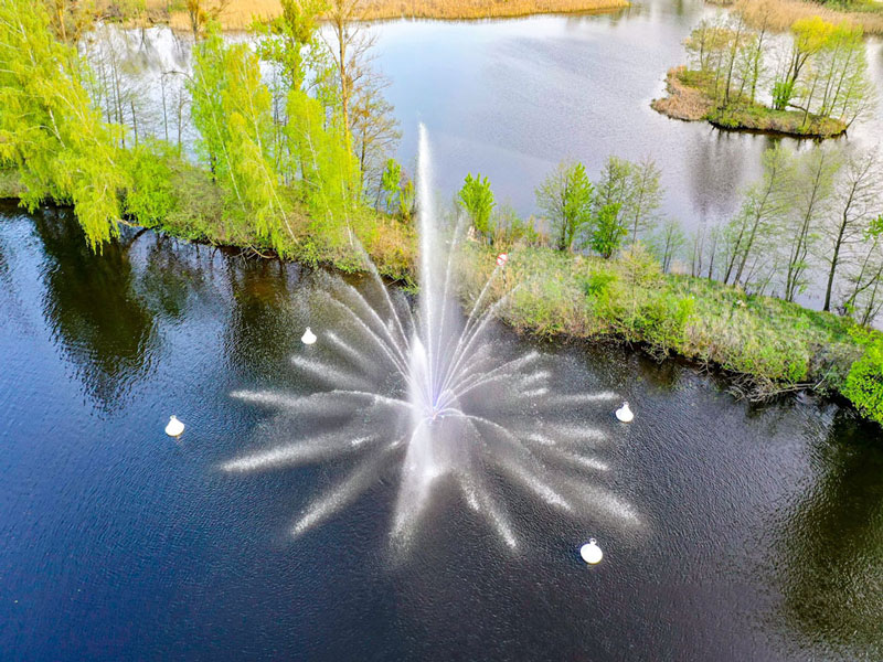 Плавающий фонтан г. Брест