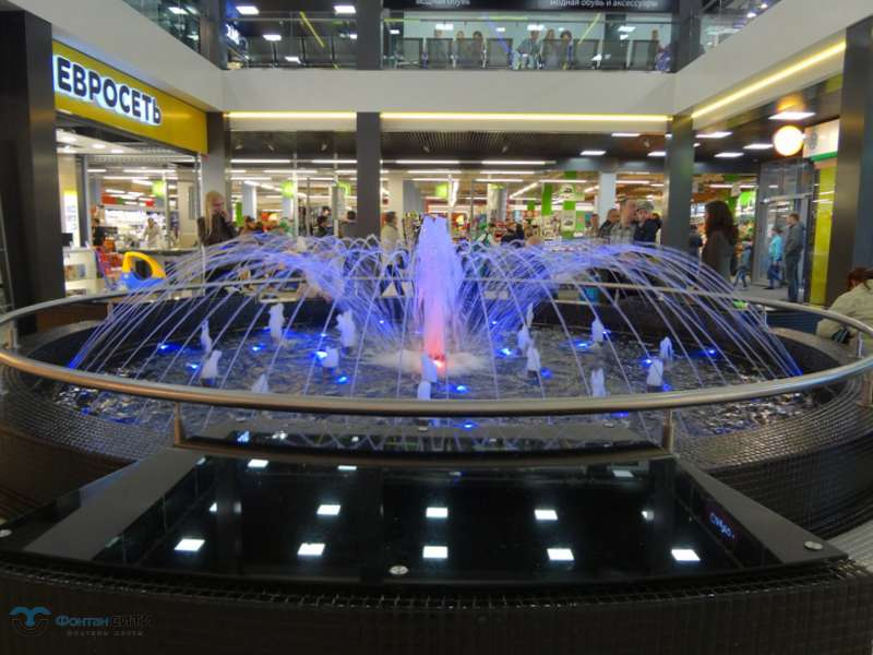 Интерьерный фонтан в ТЦ Атом г. Саров, изображение