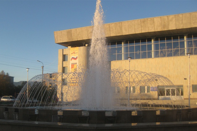 Городской фонтан г. Апатиты, изображение