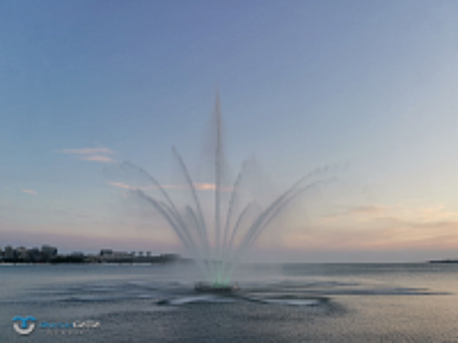 Плавающий морской фонтан «ПРИМОРЬЕ GRAND RESORT HOTEL 4*» г. Геленджик